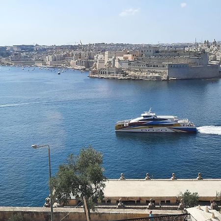 Nr65 Valletta Portview Apartment Exterior photo