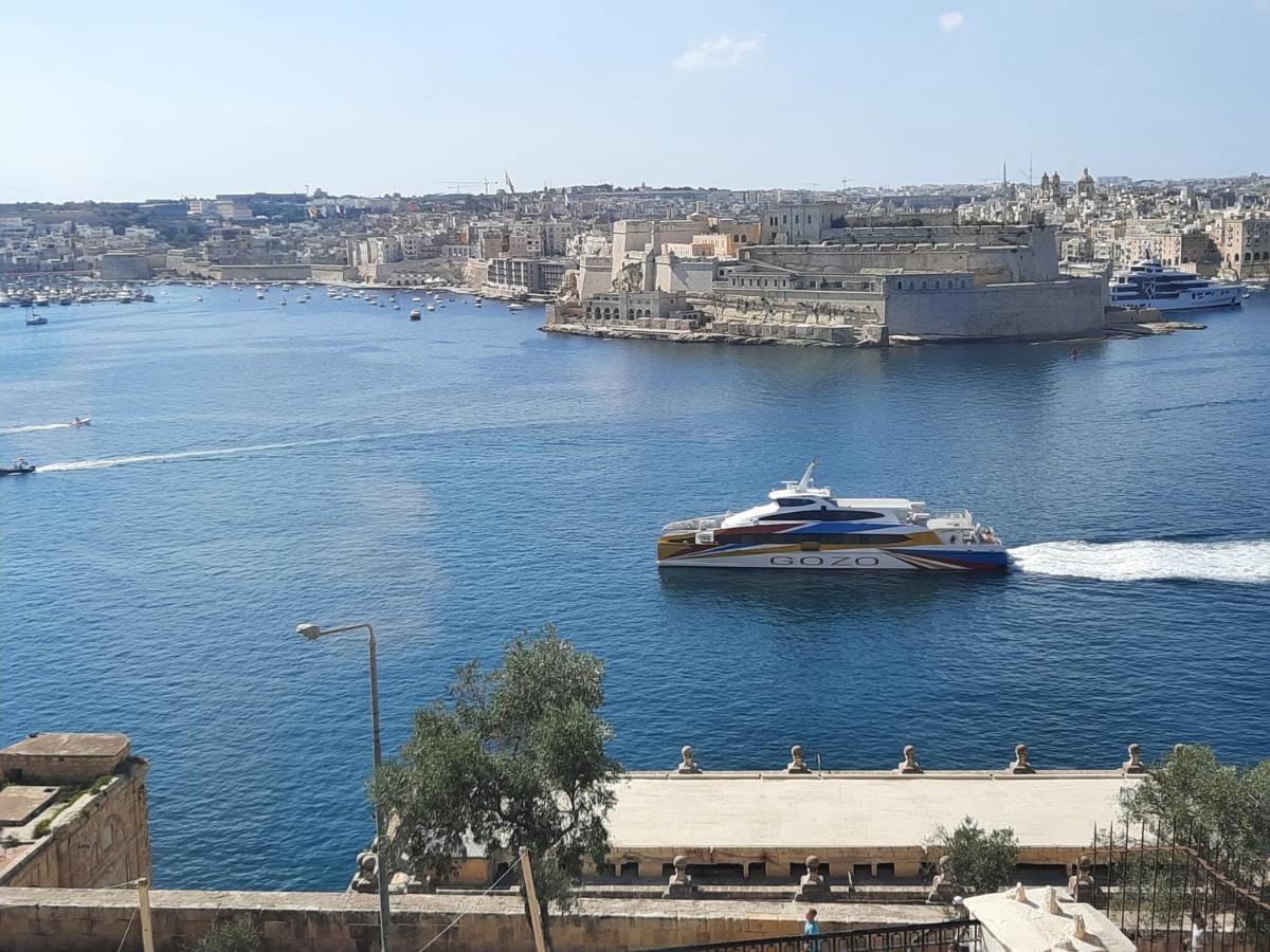 Nr65 Valletta Portview Apartment Exterior photo